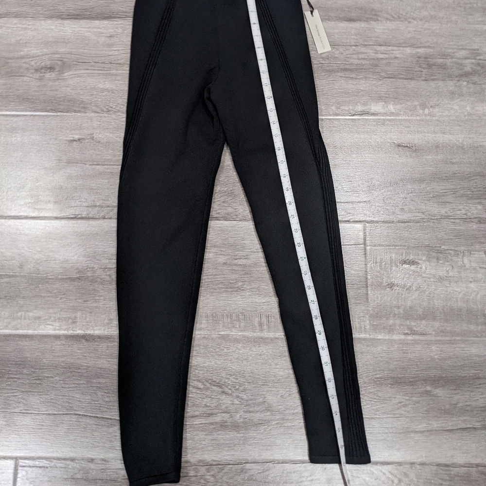 Aritzia NWT The Group Babaton Val Leggings - Picture 15 of 15